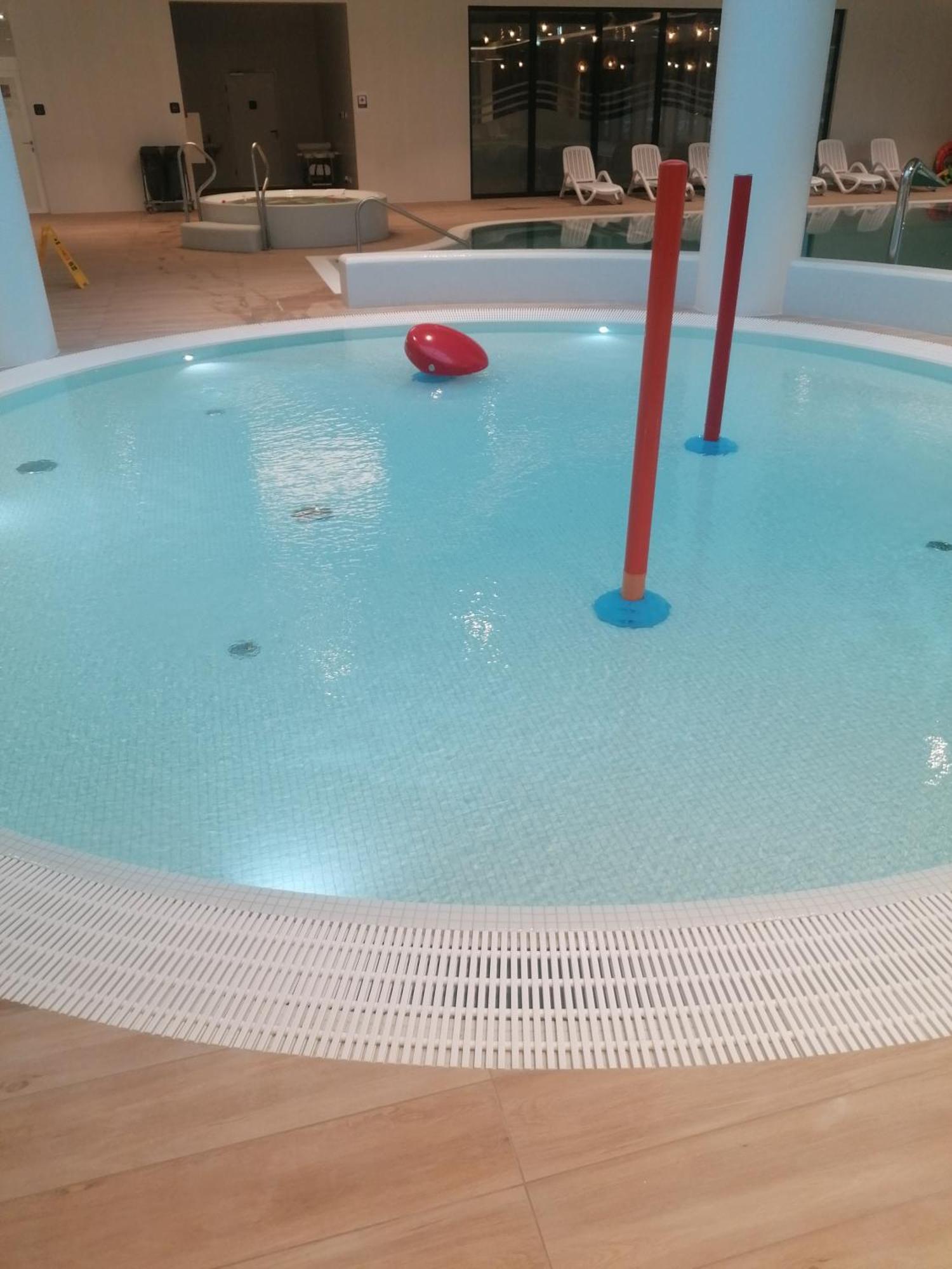 Pinea Apartament Z Widokiem Na Morze Z Basenem I Spa Przy Plazy Pobierowo Exterior foto