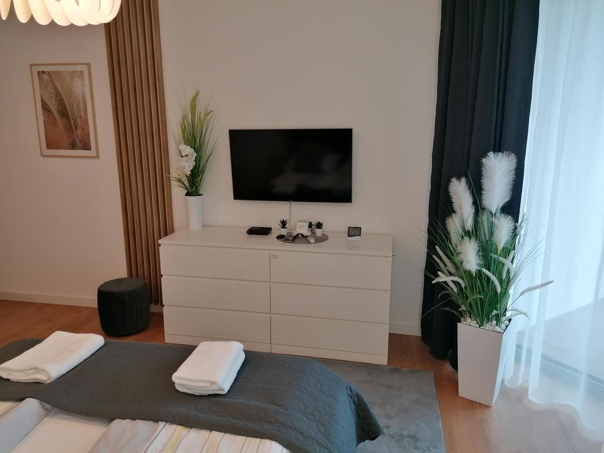 Pinea Apartament Z Widokiem Na Morze Z Basenem I Spa Przy Plazy Pobierowo Exterior foto